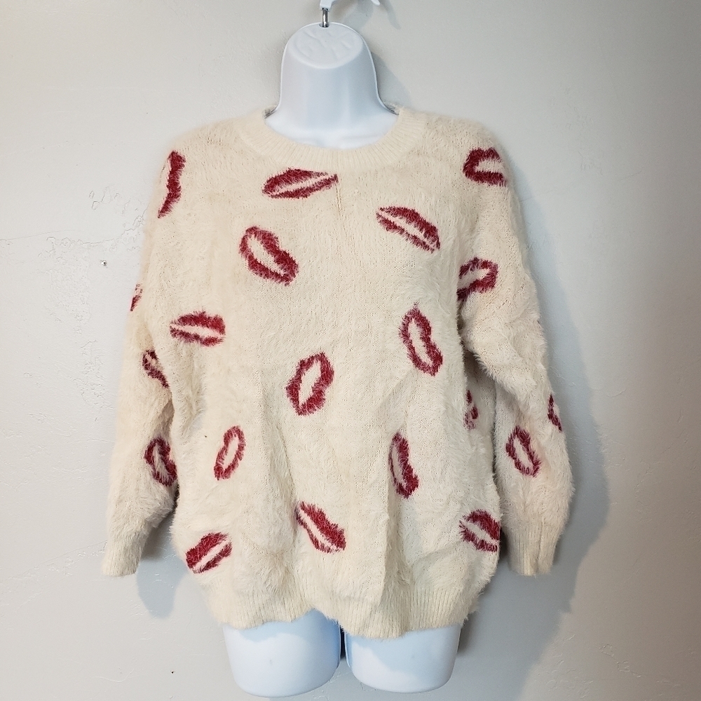 Orange Creek Small Eyelash Ivory Long Sleeve Sweater Red Lips Kiss Makeup
